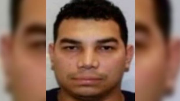 Carlos Rivera Varela, alias 'La Firma', est&aacute; implicado en el atentado contra Garc&iacute;a Harfuch y el homicidio del exgobernador Arist&oacute;teles Sandoval.  